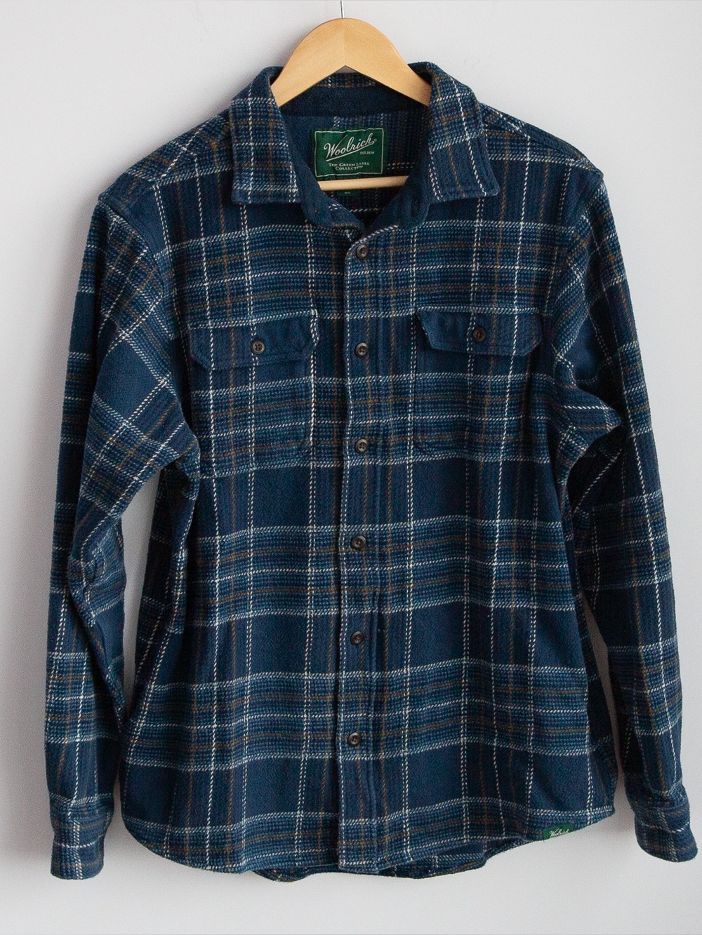 Woolrich Men’s Blue Plaid Button Down Shirt M